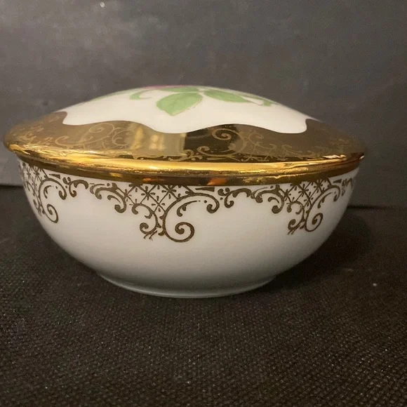 Vintage Porcelain Limoges France Hand Painted Gold Trim Trinket or Candy Dish